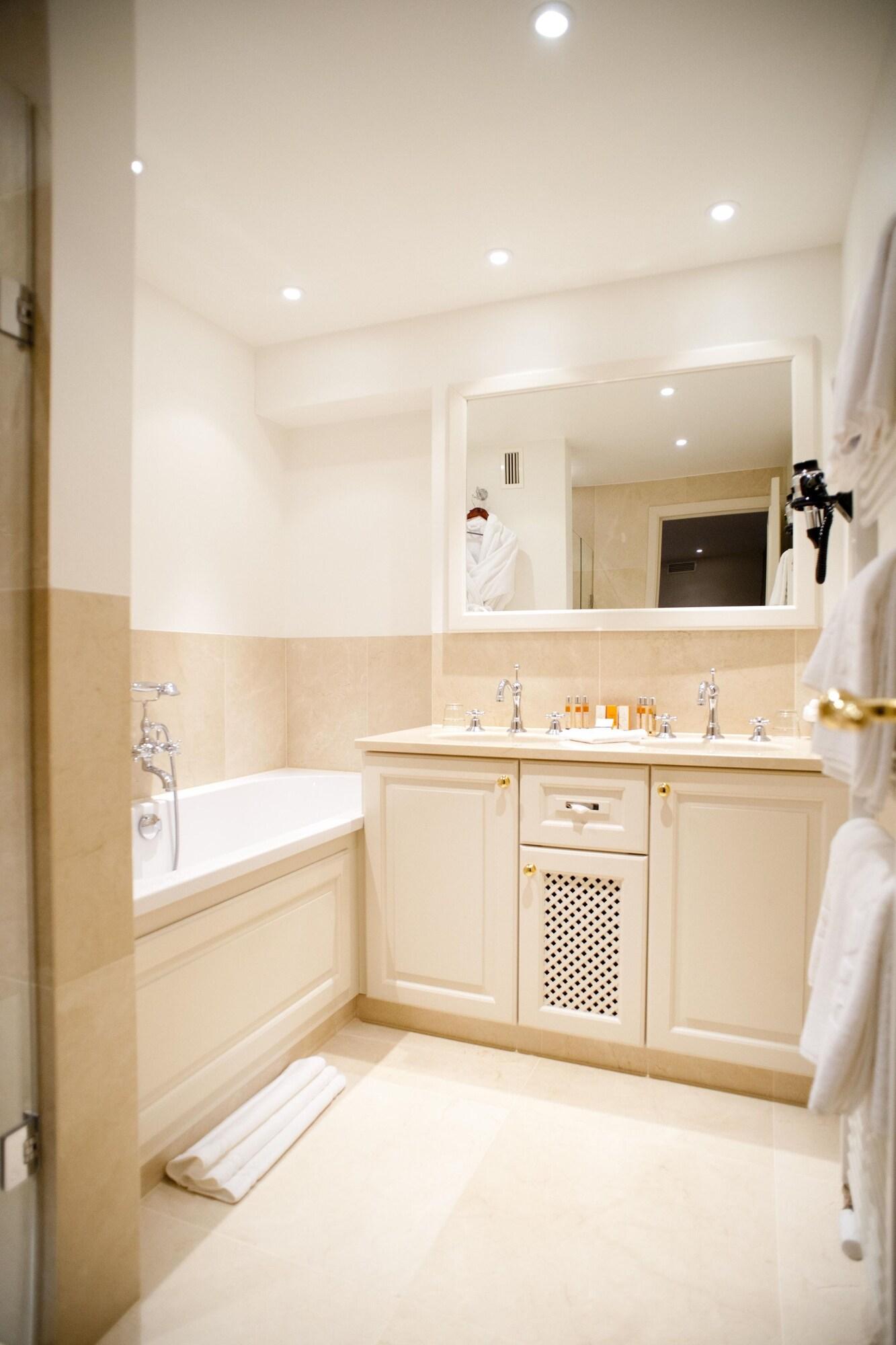 Dukes' Palace - By Dukes' Collection Hotel 4*